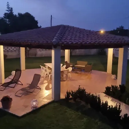 Sun And Moon House *